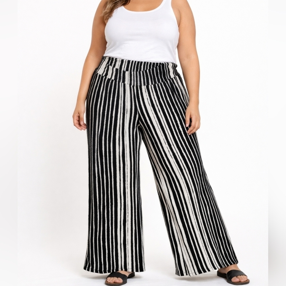 Pretty Young Thing Wide Leg/Lounge Pants Size XL